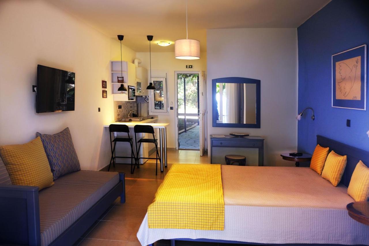 Mathesi Apartment Balcony Elia Nikitis Ngoại thất bức ảnh